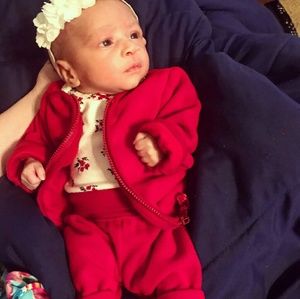 Meet your Posher, Lara